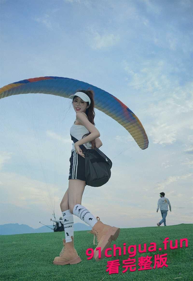 贵州一中情侣迷奸事件!女友将闺蜜灌醉后送给男友操逼!迷奸女友闺蜜!闺蜜逼都被干出血了!#奇葩女友 #社会险恶 #交友需谨慎-5