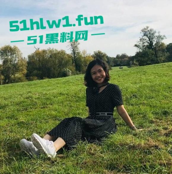 分享河北廊坊极品人妻超真实眼镜反差婊床上笑容春光灿烂,极致的骚妻的性福时光。-1