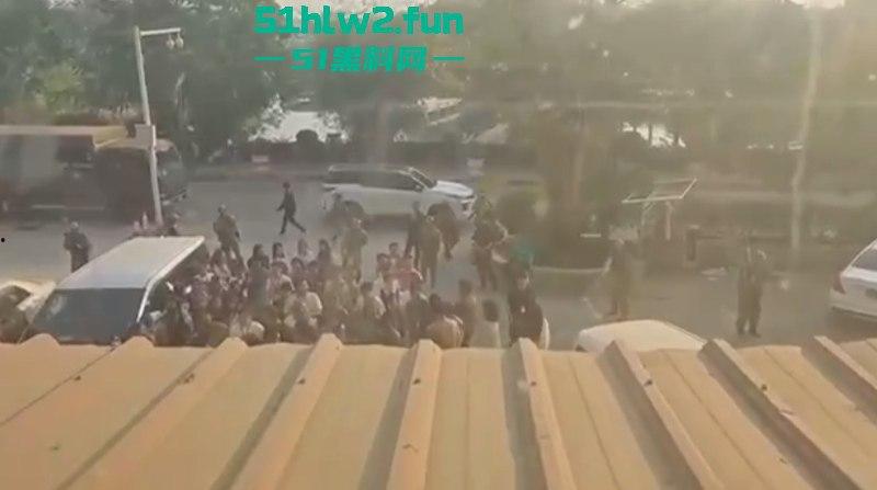 军方突击检查缅甸亚太城,吓得园区里的狗推们瑟瑟发抖,疯狂吐槽保护费白交。-8
