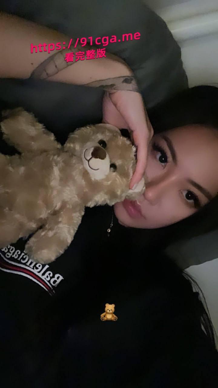 onlyfans亚洲美女博主 JessDrago,大尺度付费资源泄密,和白人男友做爱视频被爆出-1