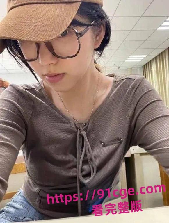 苏州大学校花姜梓新性爱私拍泄密！清纯女神私下超浪！#-3