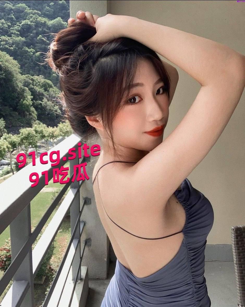 极品小网红被金主调教视频流出,在床上和水池里配合口交 潮吹-3