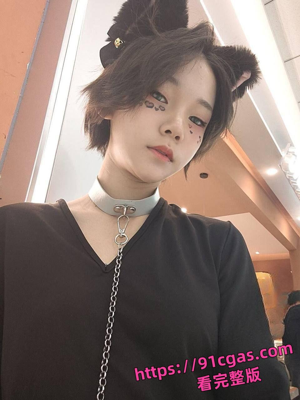 长沙第十一中学高二 黄佳琪 用身体当抵押借贷后无力偿还 被逼拍黄视频抵债!-2