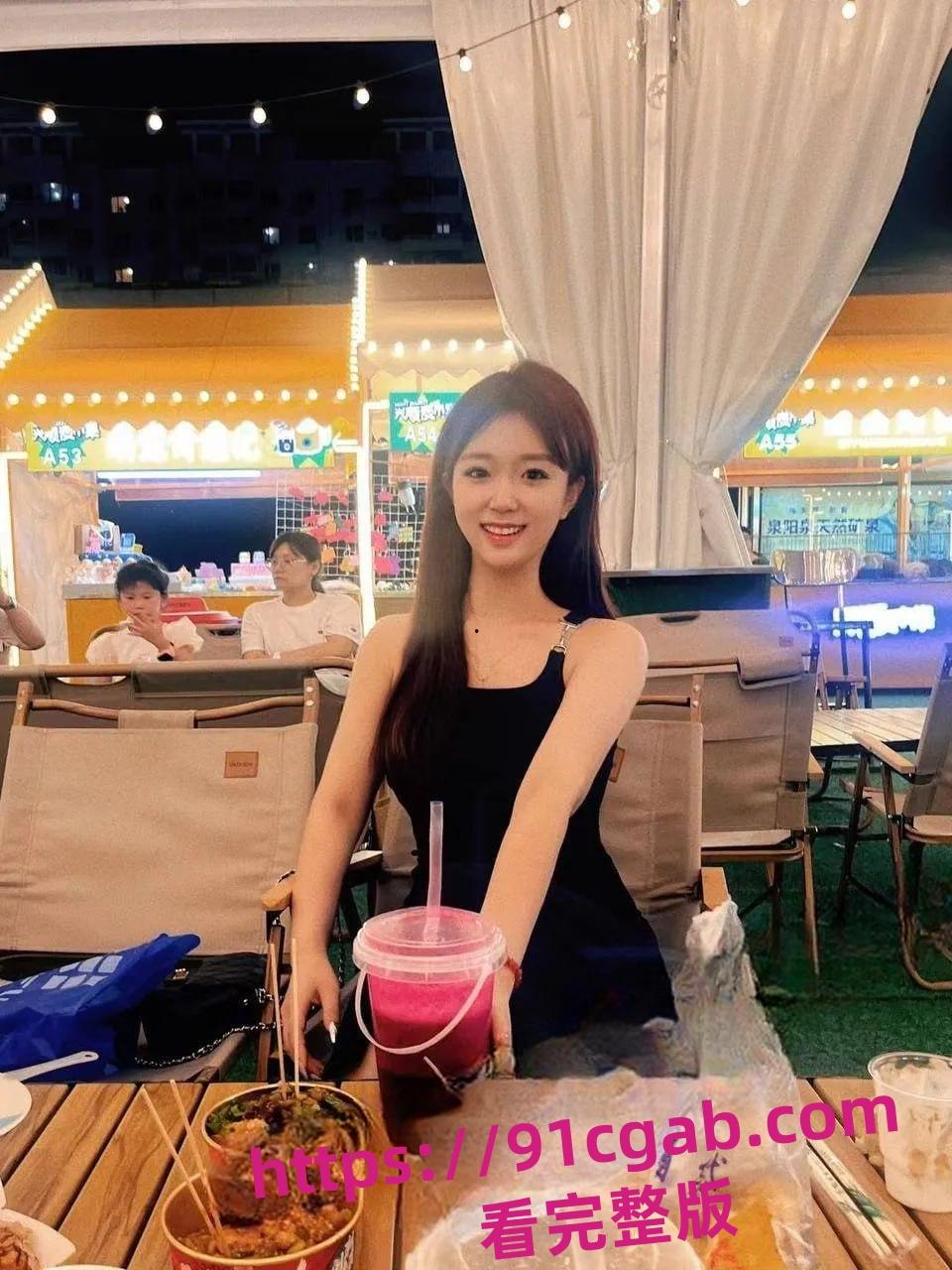 推特大神一杆钢在出新瓜,又和好兄弟酒店大战足球宝贝啦啦队长-2