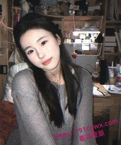 山东大学高颜值校花谢馨予变身母狗女上位榨干男友 露脸口爆肛交后入-1