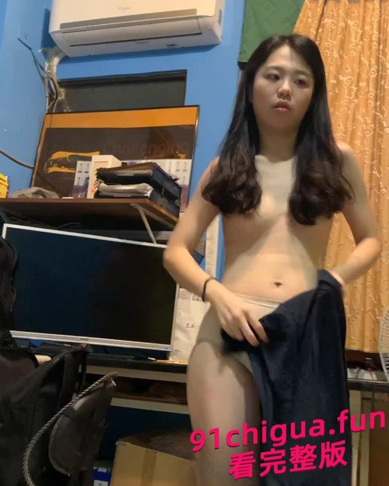 眼镜妹谢可萱 私密视频遭前男友爆出 口交拉丝撅臀掰穴轮番上阵 #眼镜妹 # 口交#前男友曝光-6