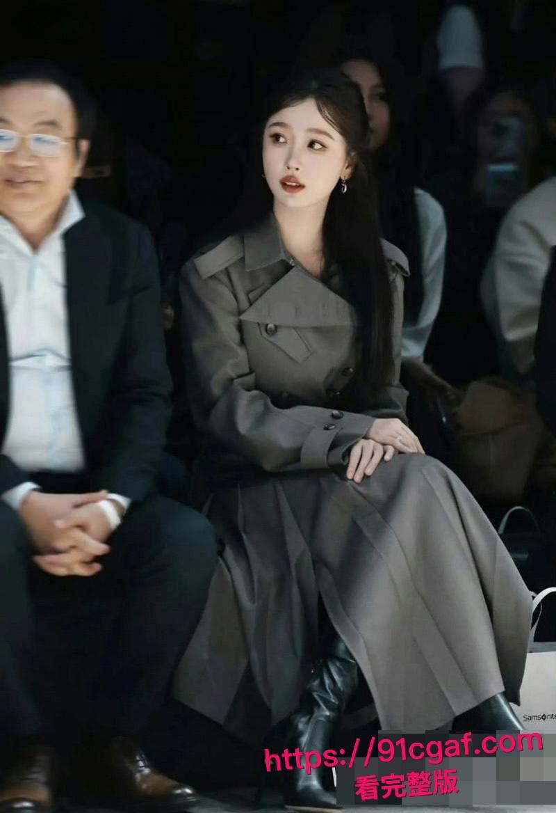 内娱当红女星虞书欣被曝陪睡黑料 拍部戏睡一个 私生活极度混乱  性爱视频独家曝光！-2