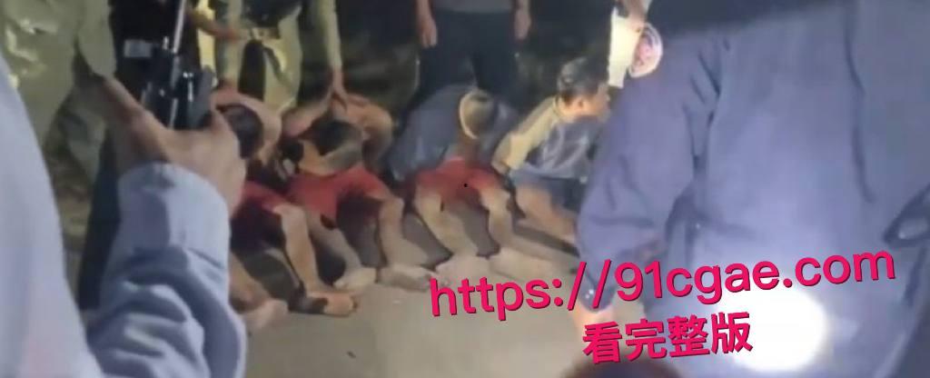 黑衣大嫂一人一枪为爱冲锋 单枪匹马勇闯法场救男人情深意重轰动全网!-6