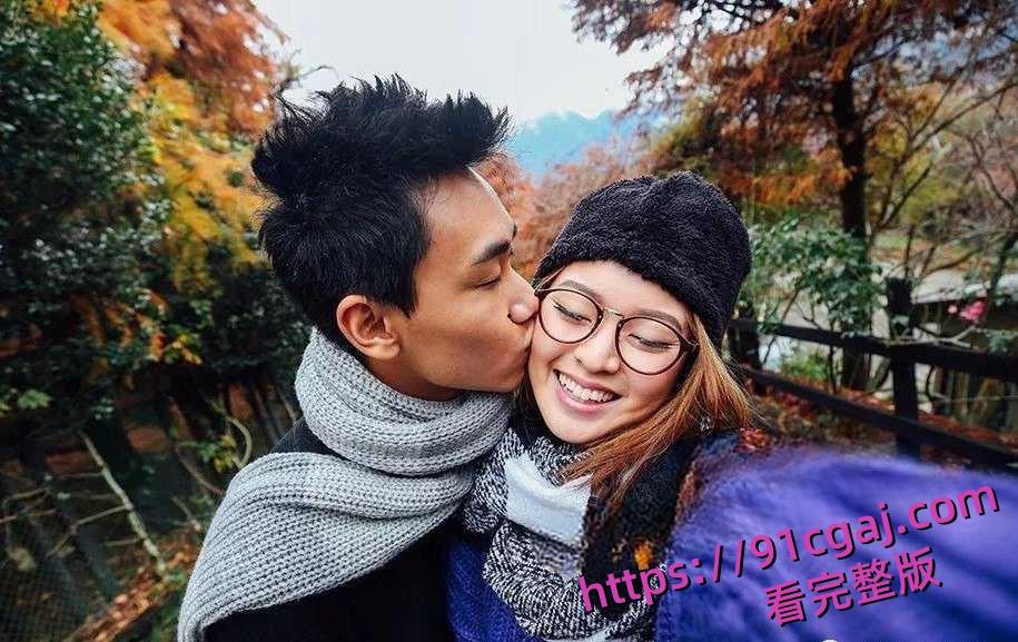 抖音极品颜值身材网红魔人布偶 大尺度视频流出 重金定制模拟足交做爱-1