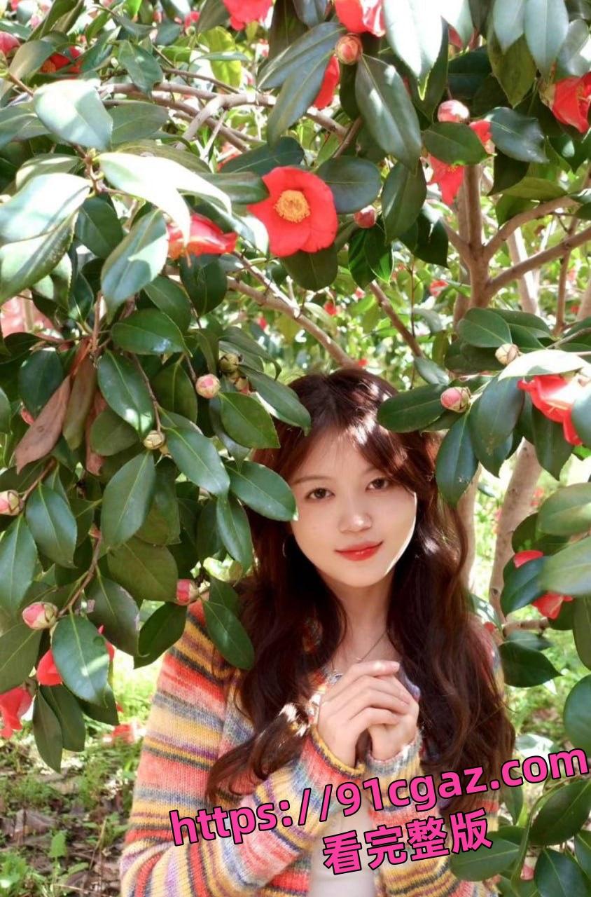 深圳某医院极品颜值的护士 徐怡雯 一线天鲍鱼被男友肉棒操的身体都抽搐了!-1