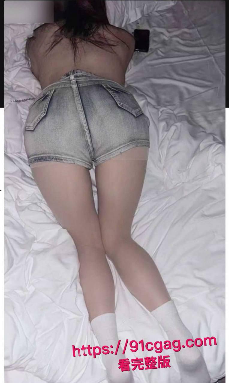 云南大学研究生 刘明明 沉溺SM性爱 打屁股接烟灰 被富二代操到嫩逼红肿羞辱高潮!-11