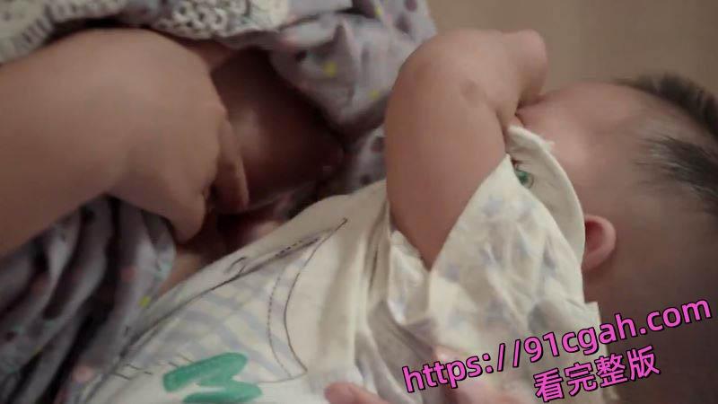 性感女星毕畅乡村爱情8王小蒙喂奶镜头露点 哺乳特写一闪而过 慢放版本放大细节 乳头清晰可见!-5