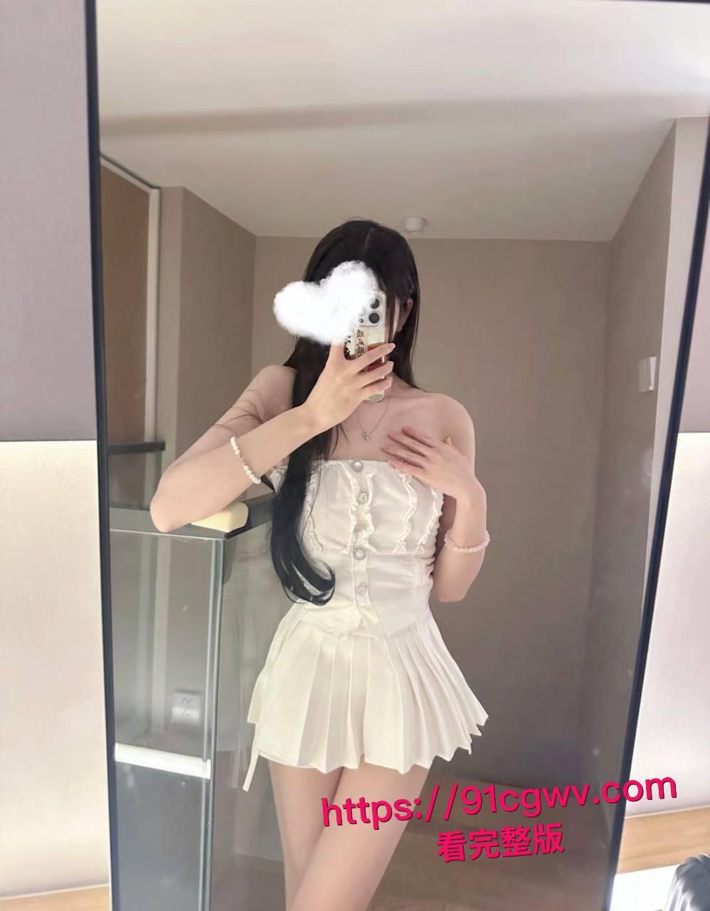 南昌大学校招黑幕曝光:女主播露骨海报设台球助教陷阱-11