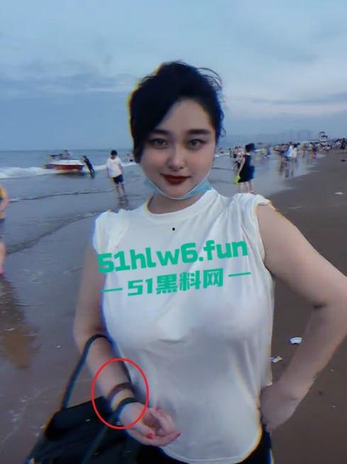 独家快手网红【好大狗】两颗真材实料的超大奶子非常耀眼,不应该叫好大狗应该叫好大奶!-6