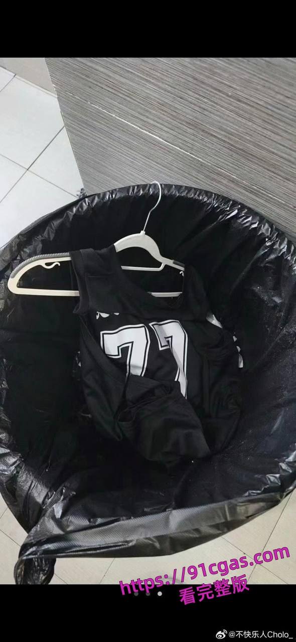 大连外国语大学国服男枪事件没想到洗衣服的时候还得提防别人会不会在自己衣服上撸管-13