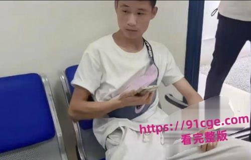 陕西安康市瑞幸咖啡店25岁已婚店长『胡鑫』骗暑假工发生关系!导致女孩自杀!-5