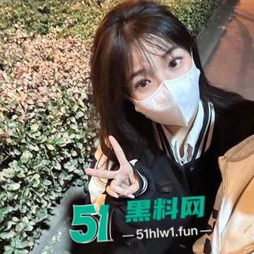 露出网黄【艺芋圆】高颜值大眼清纯母狗,主人调教成肉便器各种公共场合露出被扒出曝光后销声匿迹了。-7