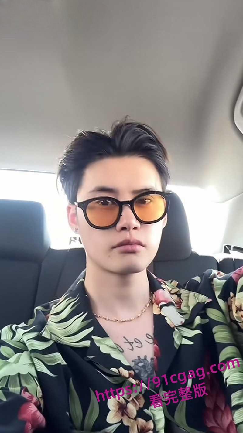 崔布局与徐猫藓两人早于2020年就确定恋爱关系因徐猫藓拒绝崔布局的绿帽癖,导致两人分分合合-5