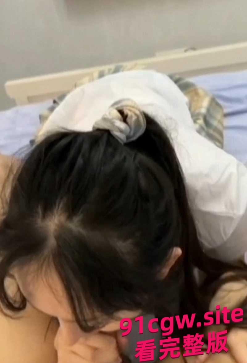 安徽财经大学美女王欣钰喝多后被炮友带到酒店无套爆操深喉口爆!-6