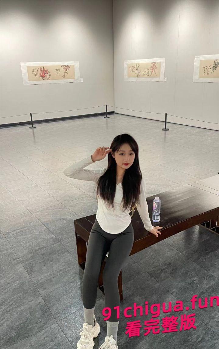 包头轻工学校王静火辣来袭 情趣装眼罩脚铐齐上阵 裸聊尺度惊人 #王静 #包头轻工技术学院-3