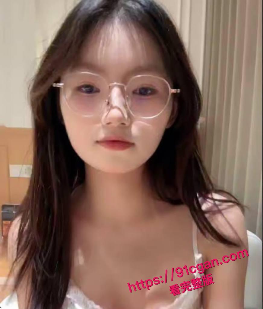 极品眼镜妹困困兔,女大学生清纯反差天花板-1