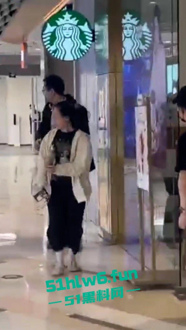 北京丰台区【牛逼哥】光天化日抢劫周大福,明目张胆自己送进去吃牢饭 这下有编制工作了!-7