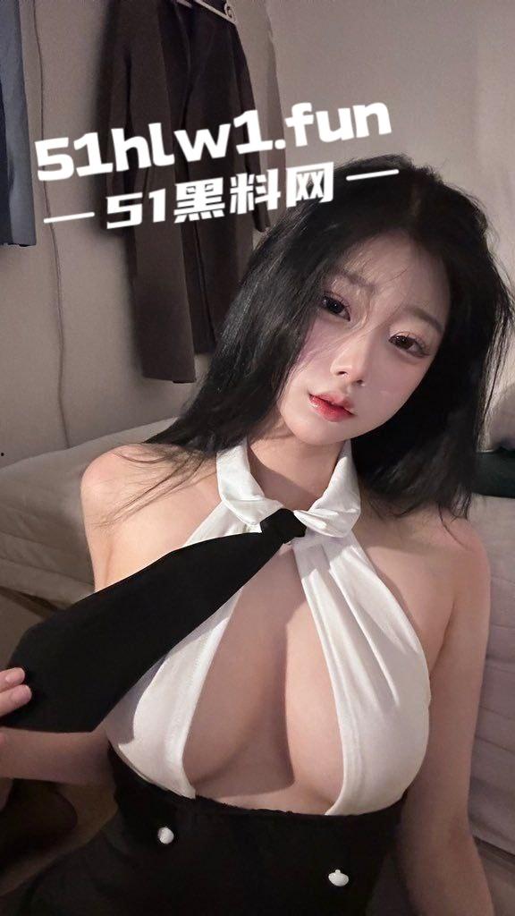 韩国白袜小姐姐,高颜值的极品美女无敌反差巨乳肥臀欲望值直接拉满,私拍私密照视频流出。-5