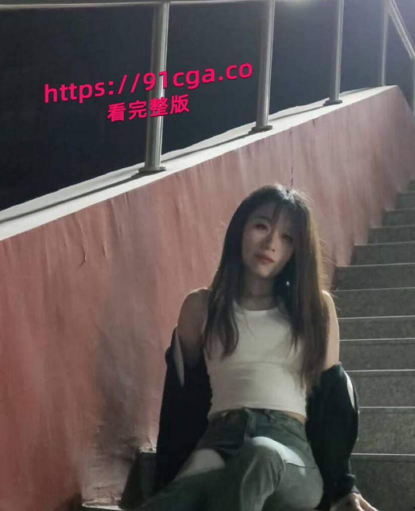 极品幼师于漫 最近是彻底出名了!一堆淫片私拍和裸照被接连爆出,尺度大到炸啊!-2