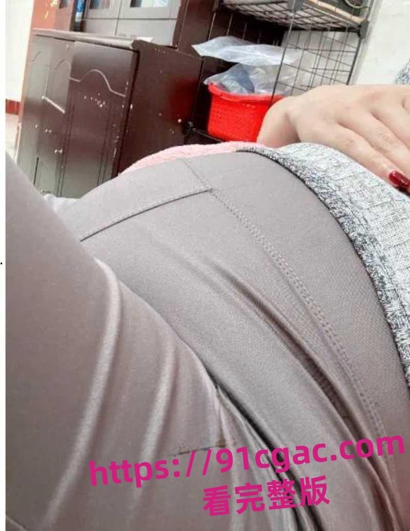 丽江宁蒗县副县长刘云超婚内出轨 拍下对方裸照威胁打胎等疯狂行径 引发全网声讨!-7