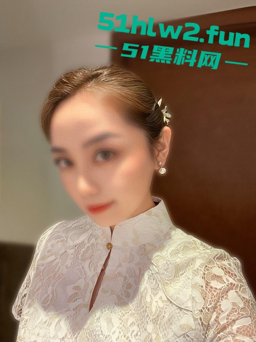 爱情有没有所谓的忠诚,只能看母狗是否经得住诱惑,完美调教的前妻出轨被老公怒曝母狗的调教历程。-1