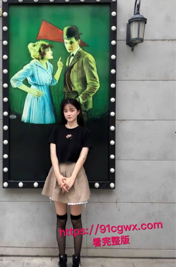 吴萌私密视频泄露!娇小身材大胸反差,嫩滑肌肤让人血脉喷张!-5