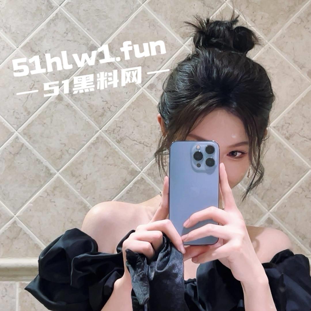 江苏信息职业技术学院反差骚母狗【刘柄池】靓丽颜值身材曼妙,私下却是骚母狗酒店被金主调教视频流出。-17