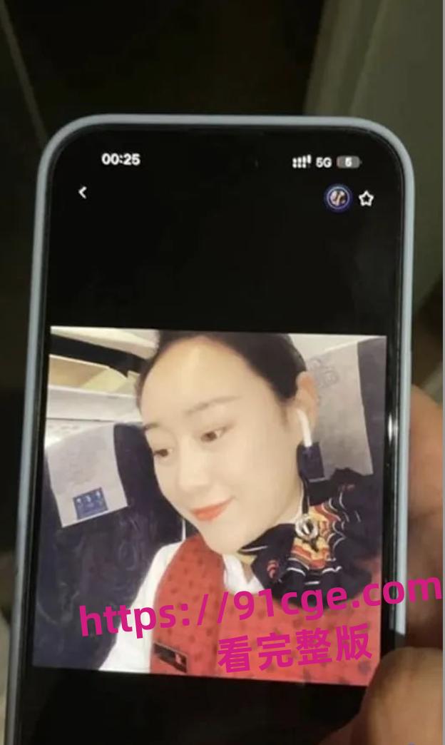 南航空姐被迷奸强奸!这么漂亮的女人被后入内射 直接生米煮成熟饭了-3