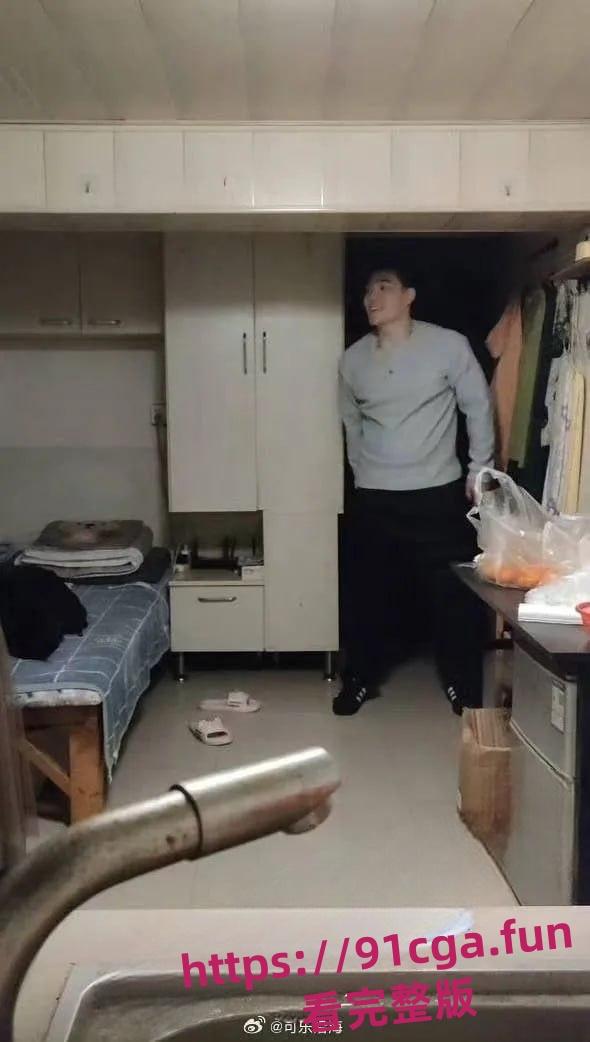 炸裂全网的伪娘阿红事件!三年共约炮千位直男并拍摄视频曝光#伪娘#卖屁股#做鸡-8