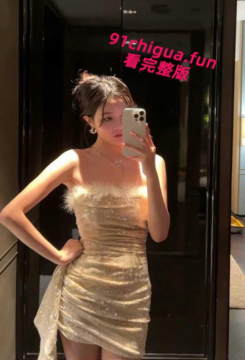 北京城市学院少女【王晗】性爱视频泄露,高颜值学生妹露脸口交,骑乘撸管还被颜射!-3