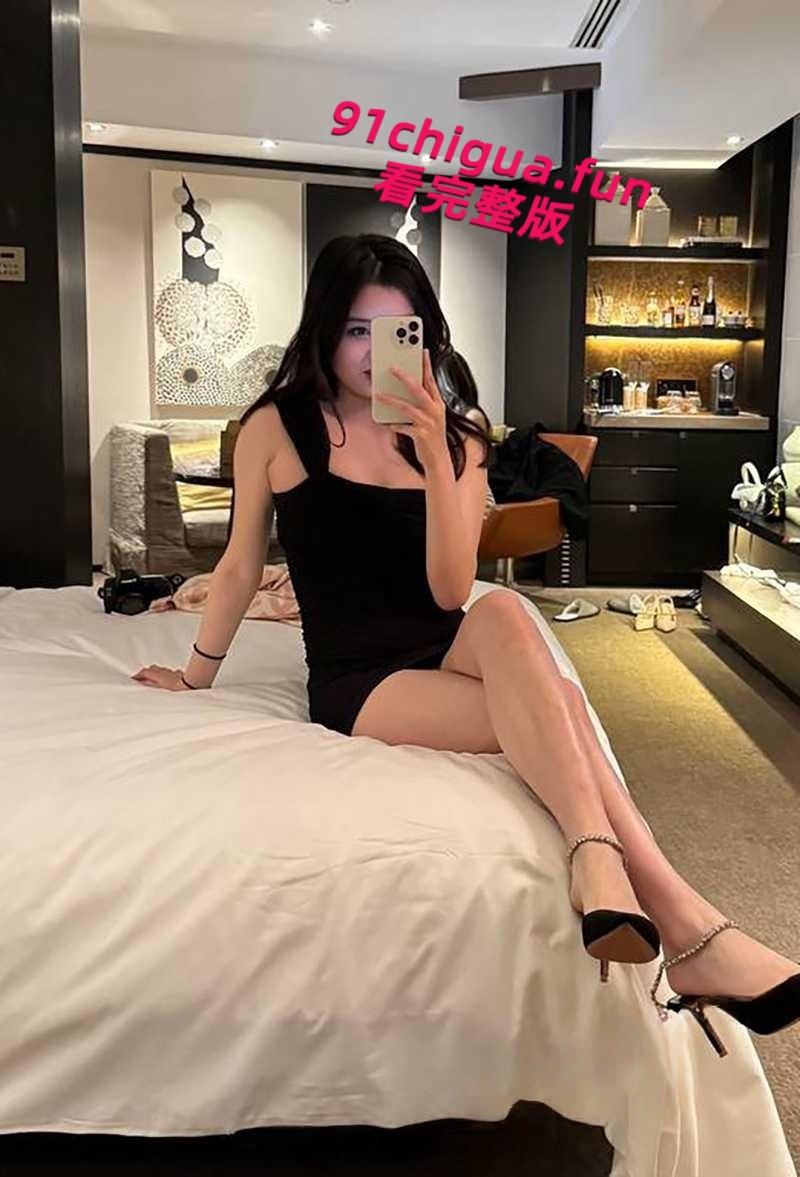 北京城市学院少女【王晗】性爱视频泄露,高颜值学生妹露脸口交,骑乘撸管还被颜射!-9