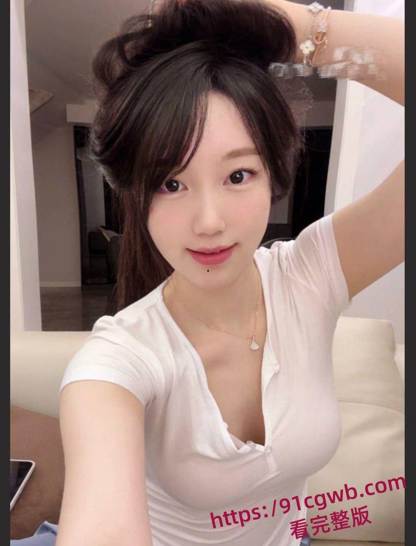 上海世界小姐荔枝下海卖淫视频流出 三天要价三万 能文能武露脸被无套狂插-1