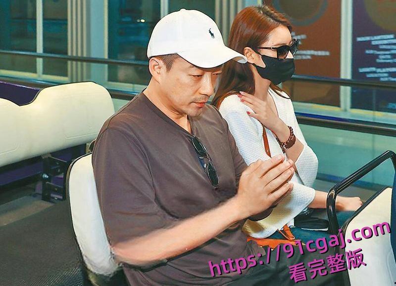 汪小菲被曝结婚第二年就偷情 假装深情怀念亡妻 却被小三曝光出轨视频-5