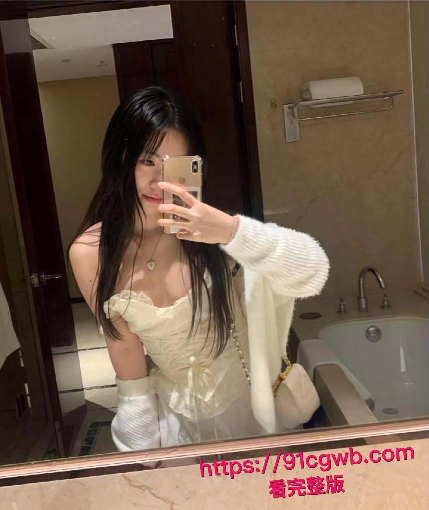 微博反差网红“悲伤口袋小狗”欲望脸口交吃鸡笑开颜!高颜值清纯母狗自慰口交合集,母狗本性暴露无遗!-5