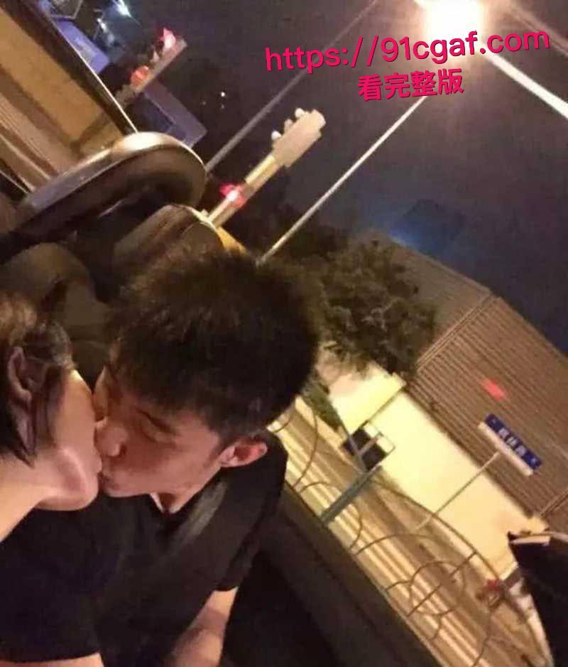 顶流男星黄景瑜性病丑闻炸翻全网 出轨多人与张艺上开房被偷拍前妻王雨馨八年网捶狠撕渣男!-7