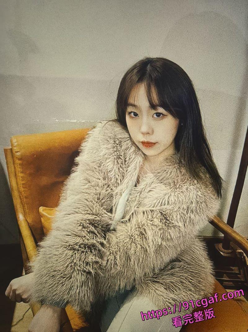 长沙高颜值小情侣分手翻车!私密视频照片被男友曝光牟利 酒店多姿势性爱-1