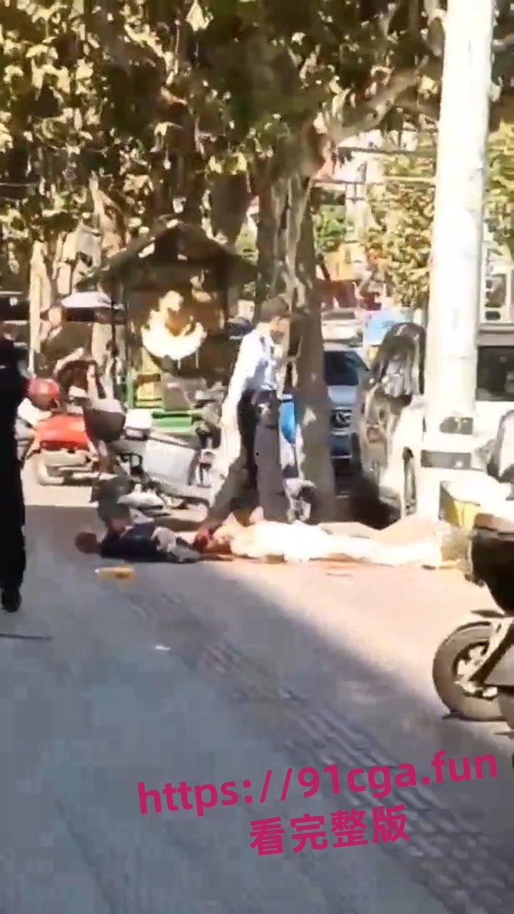 绍兴诸暨血案!大唐物美街道 丈夫当街杀妻后自杀!-1