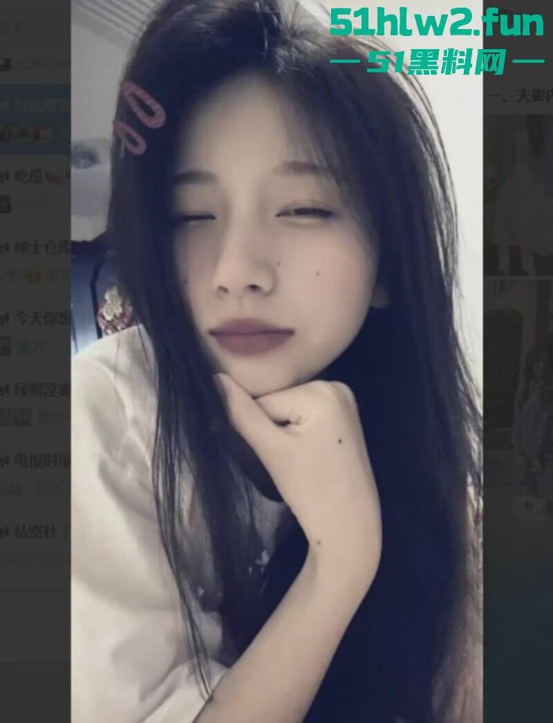 反差母狗【黄彩蝶】在渣男男友花言巧语下沦为泄欲工具,被甩后遭曝光真丢北外的脸!-5