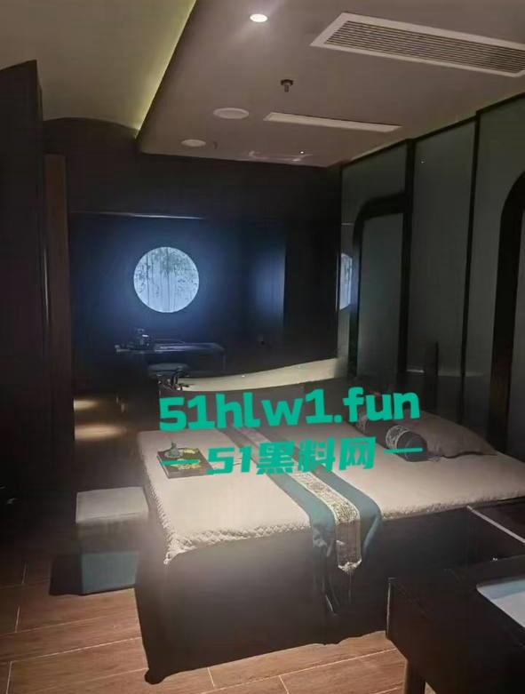 大神探店遇神级洗浴会所! 技师颜值超高种类超级全面真实探店实录各式各样的骚货供你选择。-3