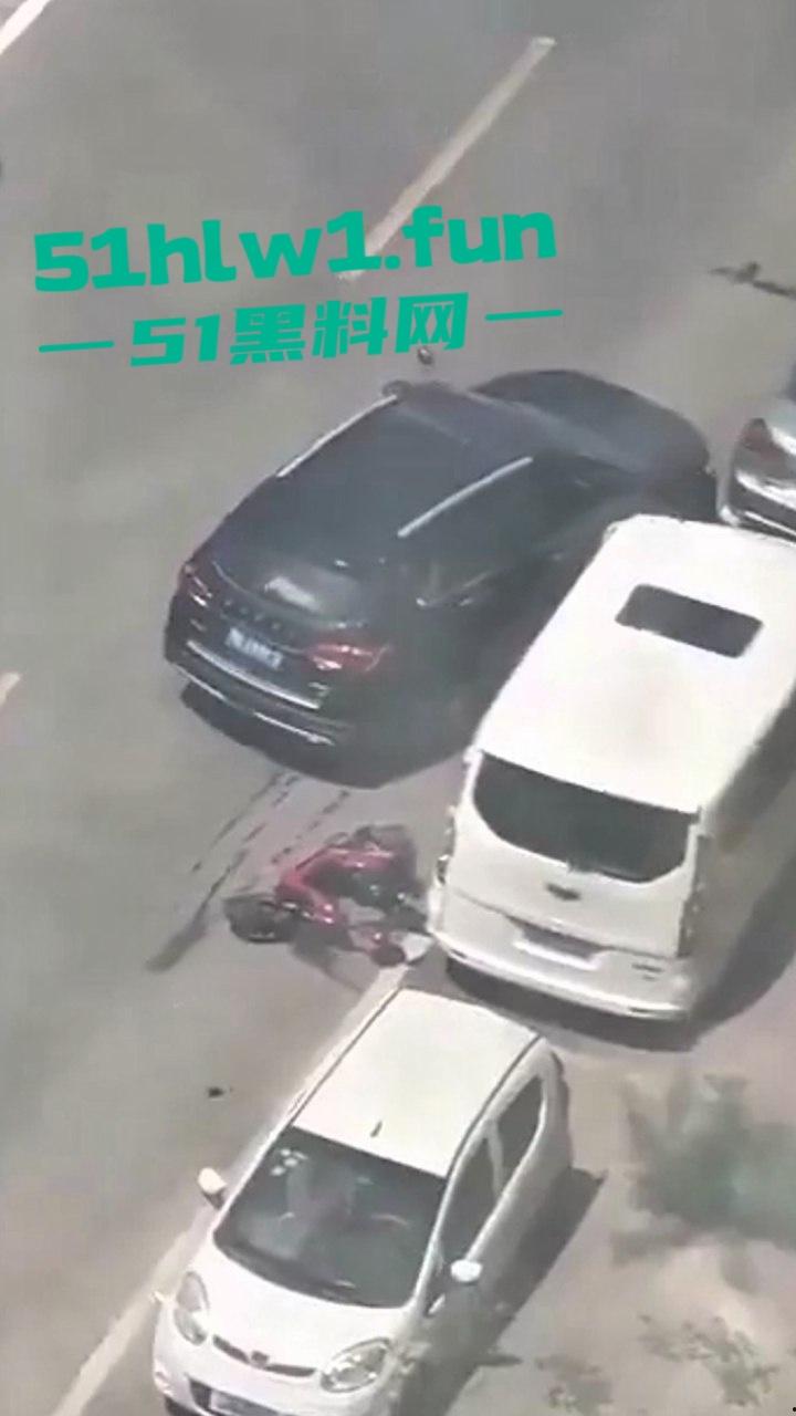 山东东营市变态渣男,开车将妻子撞倒后,反复碾压至其死亡,目前已被警方抓捕,估计是要死刑了!-2