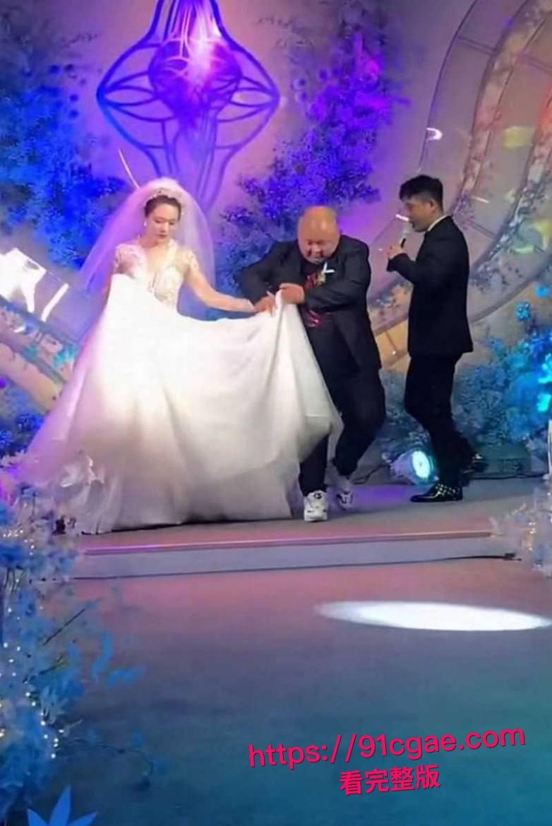 快手千万粉网红老狗被前妻白羽直播曝光 婚内出轨女徒孙佳昕 夜猫KTV聚众淫乱当场口交 录音与视频独家曝光!-8