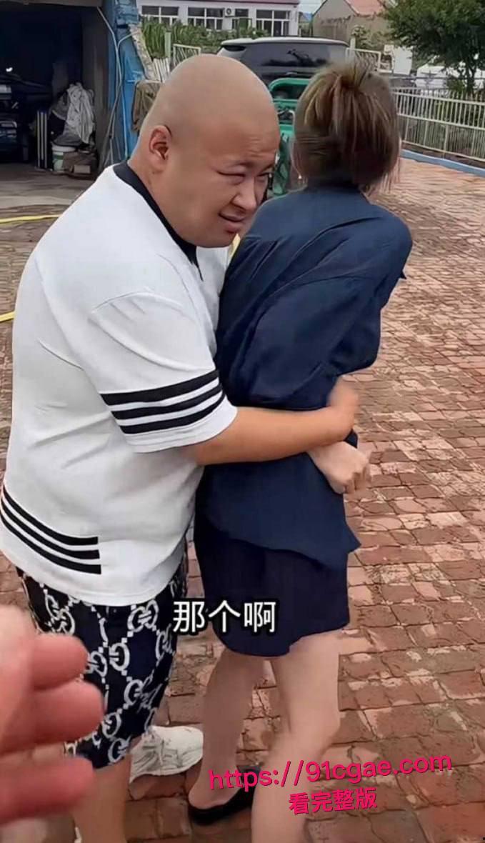 快手千万粉网红老狗被前妻白羽直播曝光 婚内出轨女徒孙佳昕 夜猫KTV聚众淫乱当场口交 录音与视频独家曝光!-9