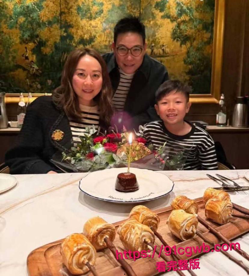 香港男歌星苏永康被实锤婚内出轨嫩版邓丽欣 刚过完结婚纪念日就精虫上脑酒店偷腥 58岁老渣男金枪不倒!-5