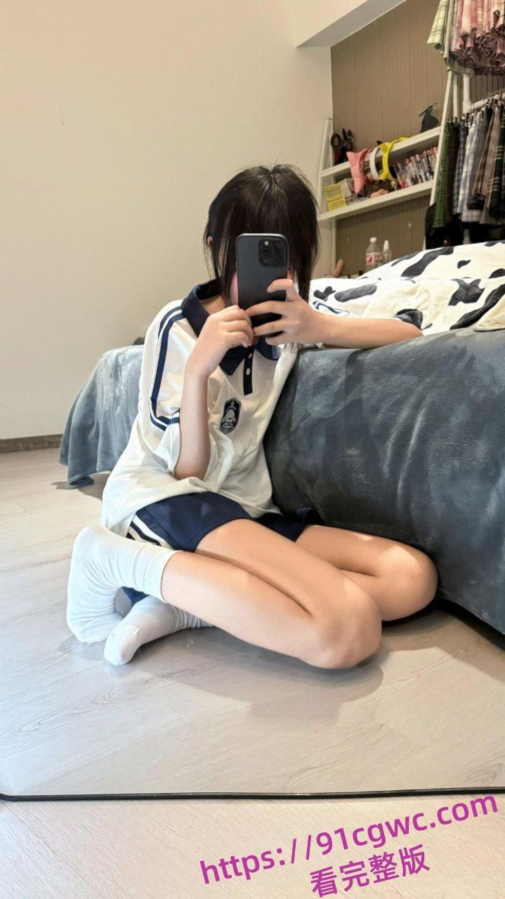 抖音网红毒妇为了钱选择下海,直播时是甜美女神,私下却是个发情母狗-7