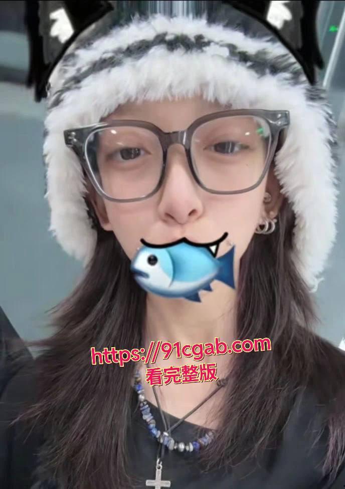 酒吧销冠的“秘密武器”:妹子用身体当福利,5000元消费可上床!-1